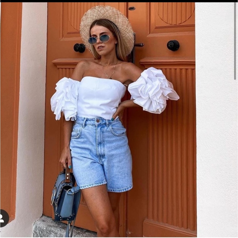 Zara white top with fluffy sleeves